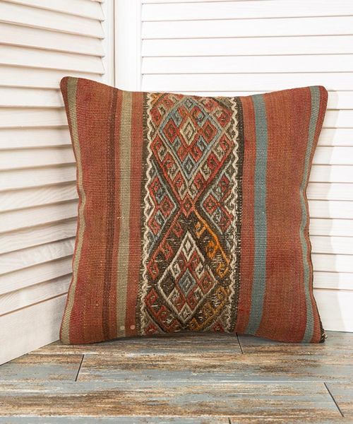 pillow case customizable kilim rug pattern vintage brown ornament details jute canvas bedroom throw for decorative purpose
pillow case customizable kilim rug pattern vintage brown ornament details jute canvas bedroom throw for decorative purpose