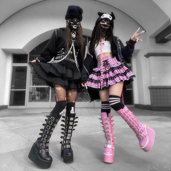 2022 new ins women wedges metal buckle autumn shoes brand classic boots women fashion luxury platform punk ankle boots, Black
2022 new ins women wedges metal buckle autumn shoes brand classic boots women fashion luxury platform punk ankle boots, Black