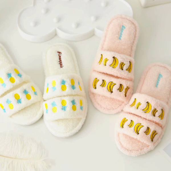 cute fruit pattern winter warm girls slippers light weight indoor women shoes antiskid cozy soft plush home slippers 2022 new, Black
cute fruit pattern winter warm girls slippers light weight indoor women shoes antiskid cozy soft plush home slippers 2022 new, Black