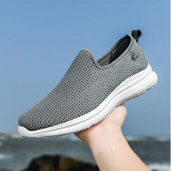 2021 new running shoes men loafers light walking breathable summer comfortable casual shoes women sneakers zapatillas hombre plus couple
2021 new running shoes men loafers light walking breathable summer comfortable casual shoes women sneakers zapatillas hombre plus couple