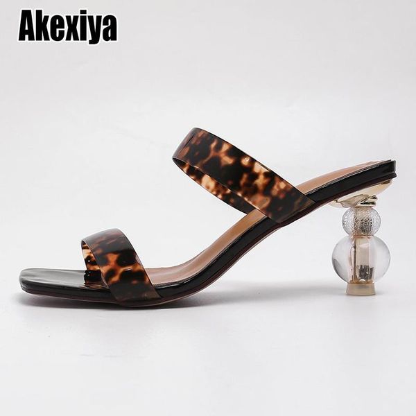 summer pvc square toe ladies shoes transparent crystal round ball heel slippers women leopard grain jelly o295, Black
summer pvc square toe ladies shoes transparent crystal round ball heel slippers women leopard grain jelly o295, Black