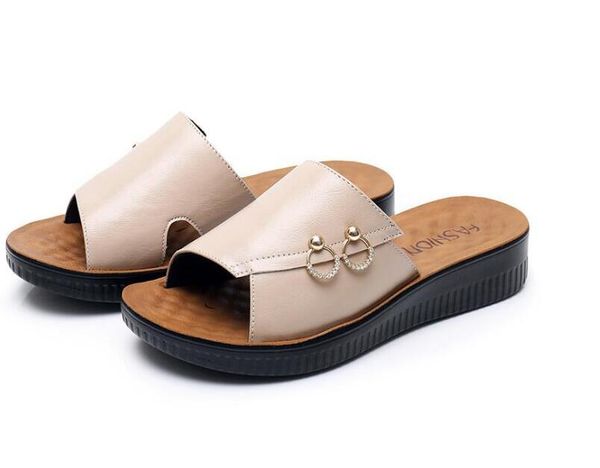 slippers plus size women leather soft and comfortable casual flat sandals, Black
slippers plus size women leather soft and comfortable casual flat sandals, Black