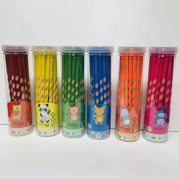 pen qianyi student's triangle bar 2b hole writing tool beginner's wooden cil writing writing cil
pen qianyi student's triangle bar 2b hole writing tool beginner's wooden cil writing writing cil