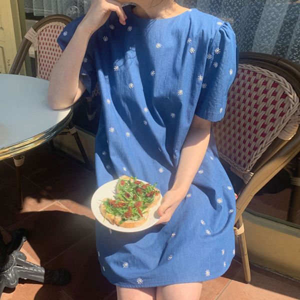 casual dresses dress women clothessouth korea age reduction versatile round neck heavy industry embroidery daisy design loose small short s, Black;gray
casual dresses dress women clothessouth korea age reduction versatile round neck heavy industry embroidery daisy design loose small short s, Black;gray