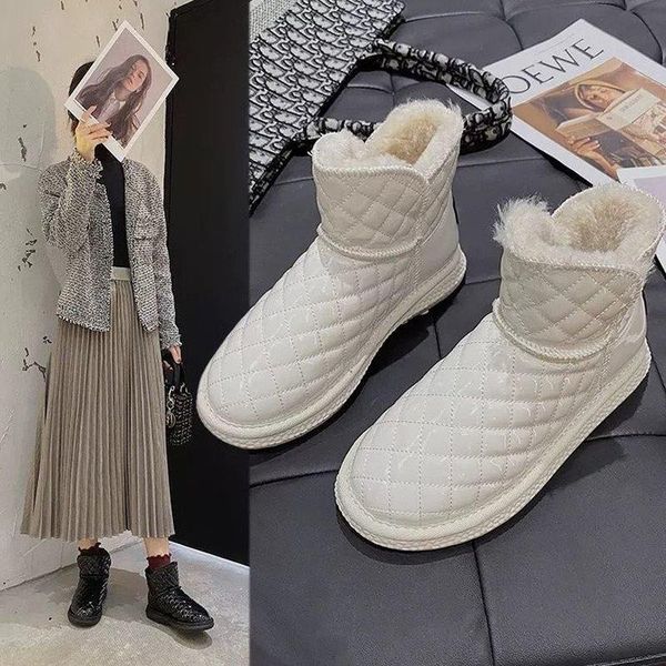 boots winter 2021 waterproof leather snow ladies short-tube ankle warmth, non-slip thickening and velvet cotton shoes, Black
boots winter 2021 waterproof leather snow ladies short-tube ankle warmth, non-slip thickening and velvet cotton shoes, Black