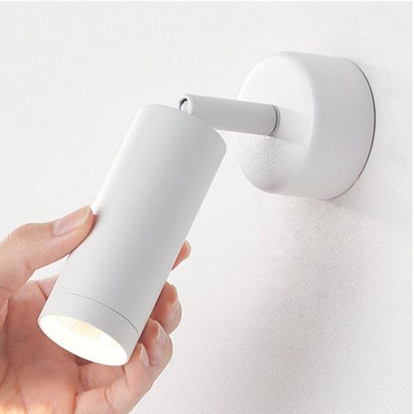 wall lamp mini led 350° rotating and 180° swing classic black / white style overall design parsimony appears to be agile
wall lamp mini led 350° rotating and 180° swing classic black / white style overall design parsimony appears to be agile