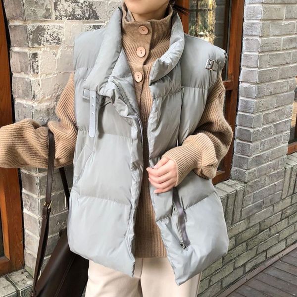 women's vests winter fashion design thicken waistcoat women sleeveless solid brown mujer tanks korean lady vest street wear outwear 202, Black;white
women's vests winter fashion design thicken waistcoat women sleeveless solid brown mujer tanks korean lady vest street wear outwear 202, Black;white