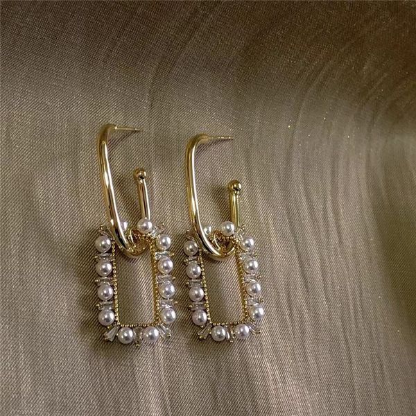 exquisite new fashion heavy industry micro inlaid pearl zircon earrings medium long geometric box women earrings, Golden
exquisite new fashion heavy industry micro inlaid pearl zircon earrings medium long geometric box women earrings, Golden