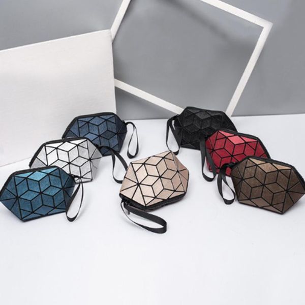 storage bags color-changing shell cosmetic bag geometric rhombus pattern lipstick travel
storage bags color-changing shell cosmetic bag geometric rhombus pattern lipstick travel