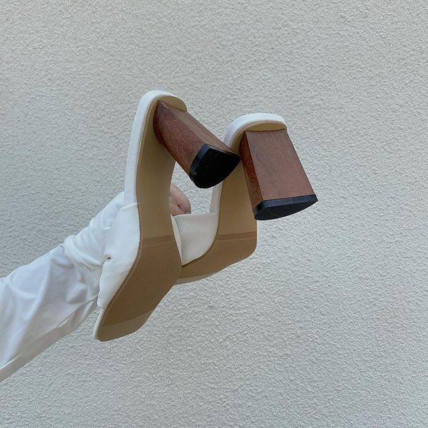 sandals bailamos 2021 summer square heels fashion women pumps ladies slides high party shoes outside woman slippers, Black
sandals bailamos 2021 summer square heels fashion women pumps ladies slides high party shoes outside woman slippers, Black