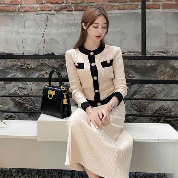 thick autumn mesh elasticity defines single jacket long skirt from to elegant female sets, Black
thick autumn mesh elasticity defines single jacket long skirt from to elegant female sets, Black