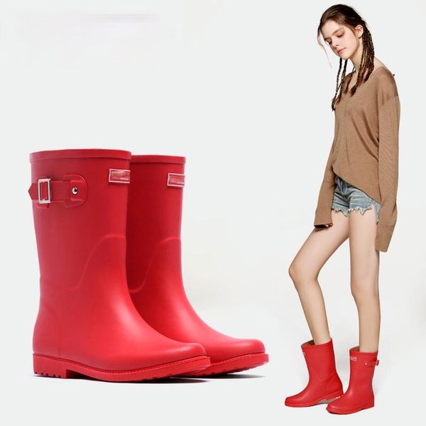 boots style women's waterproof mid-tube rain water shoes overshoes fashion autumn and winter, Black
boots style women's waterproof mid-tube rain water shoes overshoes fashion autumn and winter, Black