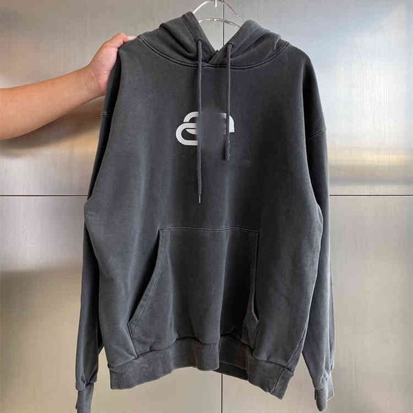 autumn fashion lock letter printing hooded pullover sweater casual simple long sleeve for men and women, Black
autumn fashion lock letter printing hooded pullover sweater casual simple long sleeve for men and women, Black
