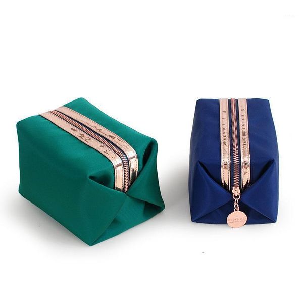 elegant fashion makeup bag women cosmetic kosmetyczka neceser mujer pouch cosmetics make up bolsa1
elegant fashion makeup bag women cosmetic kosmetyczka neceser mujer pouch cosmetics make up bolsa1