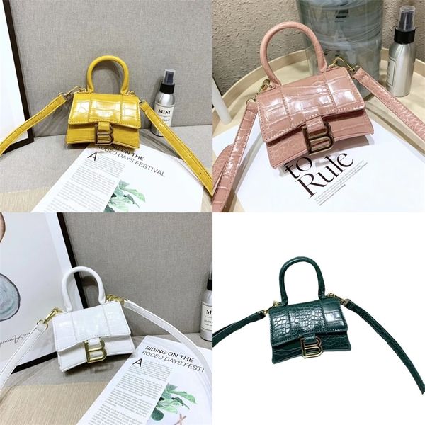 discount new style women's bag fashion versatile mini printing messenger bag small shoulder purse
discount new style women's bag fashion versatile mini printing messenger bag small shoulder purse