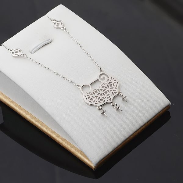 diy jewelry s925 silver chain children's multi bead safety lock necklace pearl empty support accessories 386
diy jewelry s925 silver chain children's multi bead safety lock necklace pearl empty support accessories 386