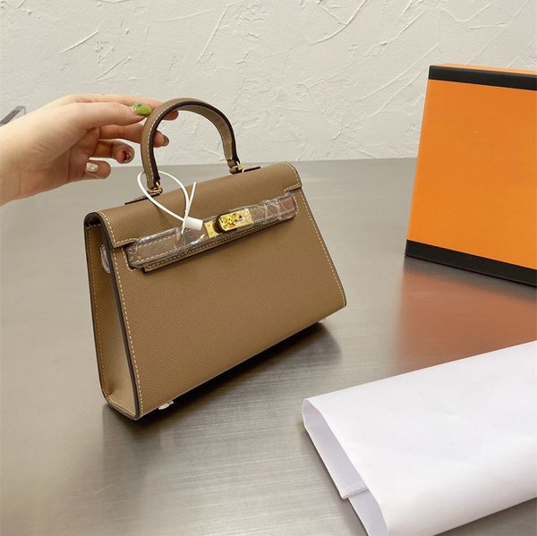 handbag branded crossbody mini luxurys bags designer tote bag shoulder_bag 21s fashion 20cm womens cross body quality leather women messeng
handbag branded crossbody mini luxurys bags designer tote bag shoulder_bag 21s fashion 20cm womens cross body quality leather women messeng