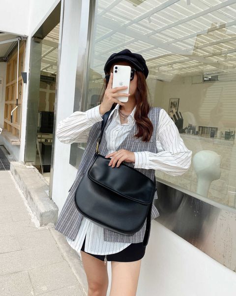 bag female spring and summer student simple tote large capacity cross saddle single shoulder bag purse
bag female spring and summer student simple tote large capacity cross saddle single shoulder bag purse