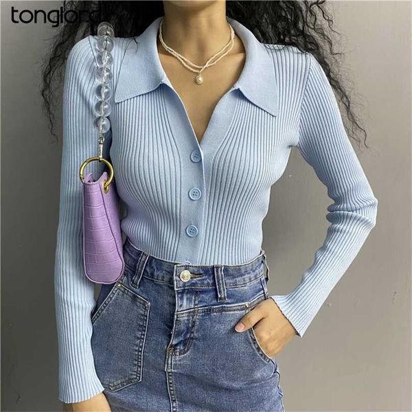 korea retro sweater autumn single-breasted polo collar knitted shirts female long sleeve striped solid crop white 211011, White;black
korea retro sweater autumn single-breasted polo collar knitted shirts female long sleeve striped solid crop white 211011, White;black