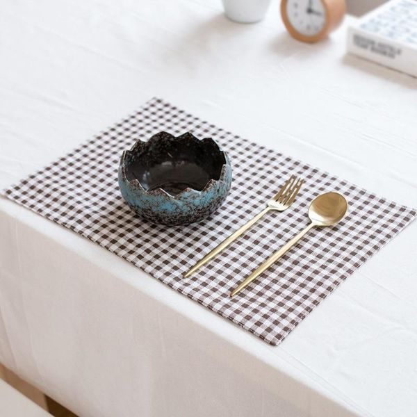 mats & pads retro small lattice cover cloth double-sided art table mat dustproof heat insulation pad
mats & pads retro small lattice cover cloth double-sided art table mat dustproof heat insulation pad