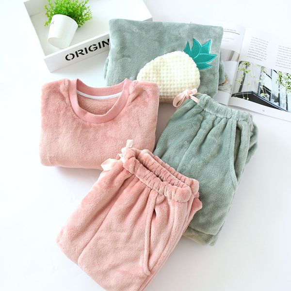women's sleepwear autumn winter flannel pajamas women thick warm home clothes print long sleeve trousers sleepwear set ladies homewear, Black;red
women's sleepwear autumn winter flannel pajamas women thick warm home clothes print long sleeve trousers sleepwear set ladies homewear, Black;red