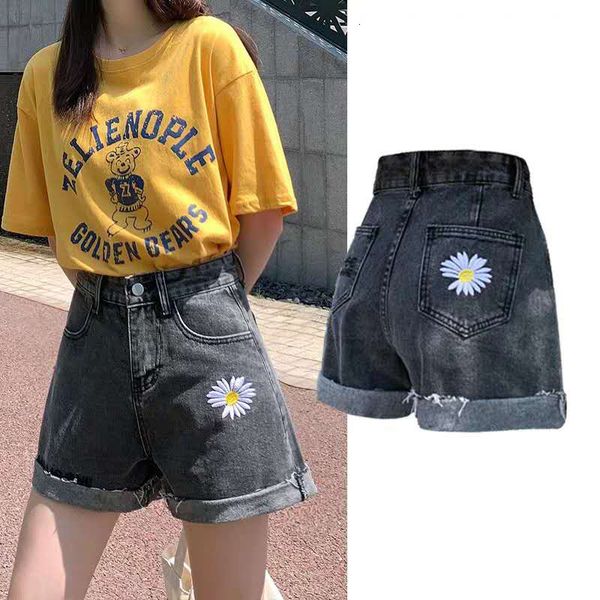 women's shorts denim 2021 new summer super high waist a-line loose show thin pants, White;black
women's shorts denim 2021 new summer super high waist a-line loose show thin pants, White;black