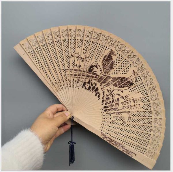 pyrography sandalwood fan high-quality female classical fragrant wood stage props party favor
pyrography sandalwood fan high-quality female classical fragrant wood stage props party favor