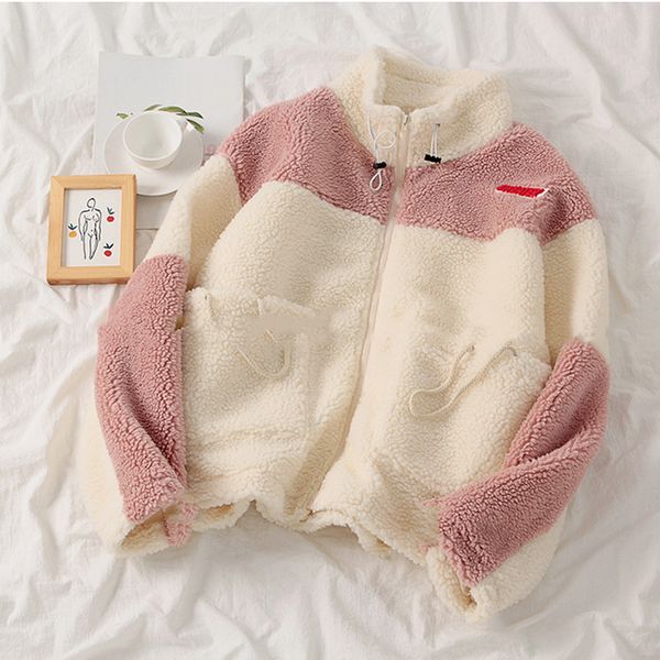 2021 autumn lambswool coats large sizes winter warm women parker patchwork sheepskin coat casual baseball jacket woman clothes, Black;brown
2021 autumn lambswool coats large sizes winter warm women parker patchwork sheepskin coat casual baseball jacket woman clothes, Black;brown