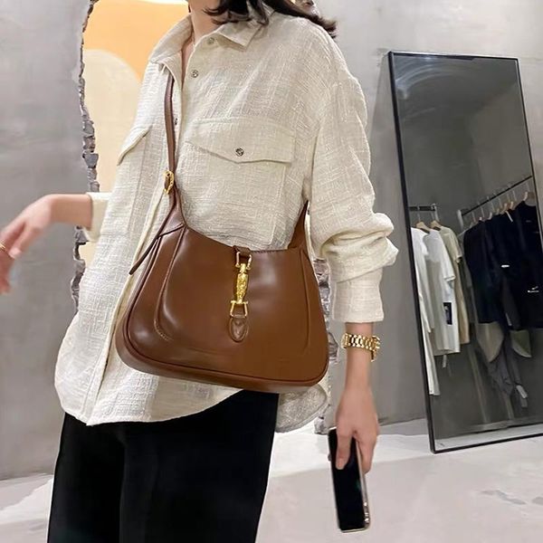 fashion ladies bag real cowhide french underarm messenger shoulder handbag small square cross body
fashion ladies bag real cowhide french underarm messenger shoulder handbag small square cross body