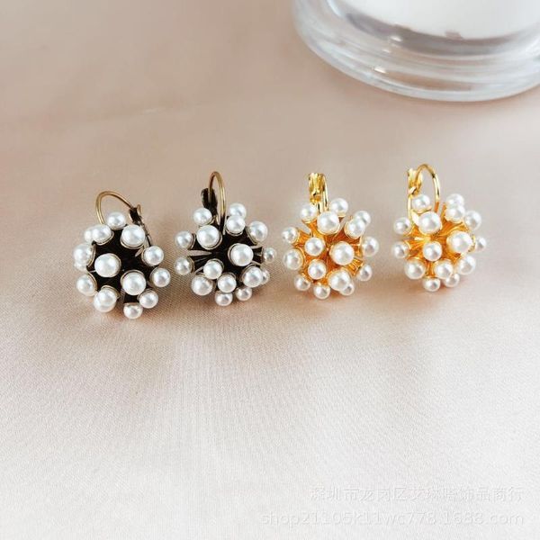 dangle & chandelier simple and cute floral ball pearl ear hook big brand same style brass bronze vintage earrings, Silver
dangle & chandelier simple and cute floral ball pearl ear hook big brand same style brass bronze vintage earrings, Silver