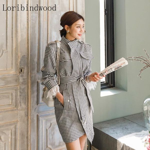 casual dresses 2021 korean professional ladies fashion houndstooth belt slim windbreaker dress, Black;gray
casual dresses 2021 korean professional ladies fashion houndstooth belt slim windbreaker dress, Black;gray