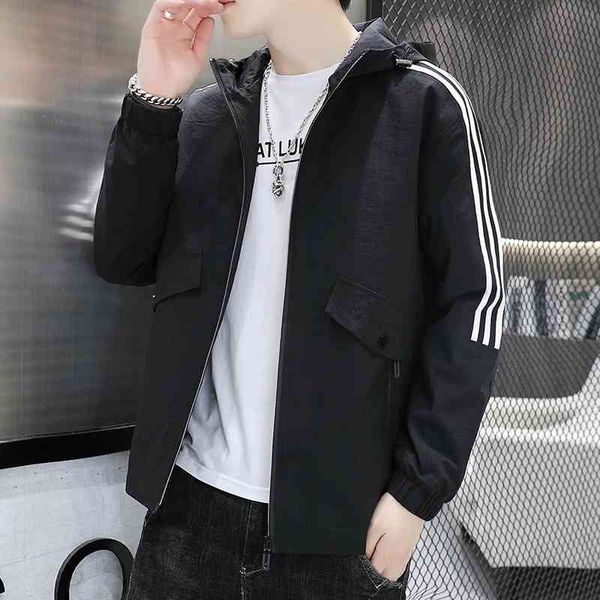 2021 new jacket men's hooded casual side seam pocket loose youth black jacket, Black;brown
2021 new jacket men's hooded casual side seam pocket loose youth black jacket, Black;brown