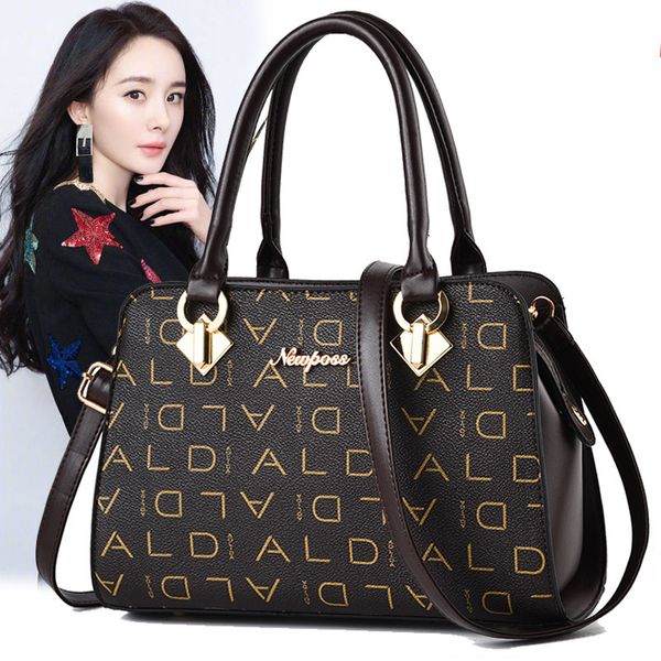 messenger bags messenger bagsmother bag 2021 fashion versatile middle aged lady one shoulder messenger handbag female
messenger bags messenger bagsmother bag 2021 fashion versatile middle aged lady one shoulder messenger handbag female