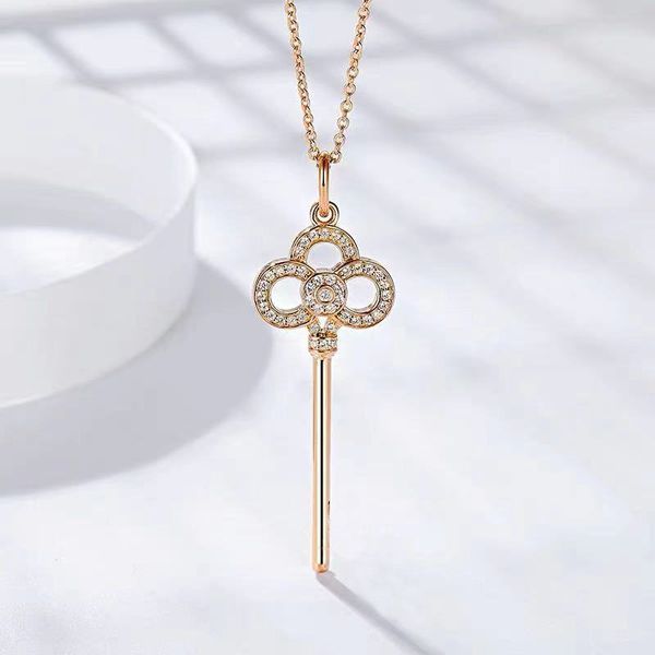 fashion key pendant with diamond sliding petal necklace luxury gift original packaging, Silver
fashion key pendant with diamond sliding petal necklace luxury gift original packaging, Silver