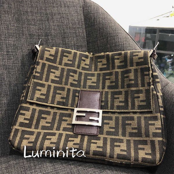 2021 new large capacity french stick bag old flower one shoulder flip fashionable hand messenger female hand handbag zly
2021 new large capacity french stick bag old flower one shoulder flip fashionable hand messenger female hand handbag zly