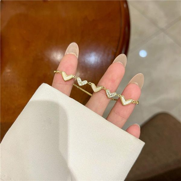 link, chain sweet and lovely temperament creative design fashion personality heart shape bracelet women fine jewelry gifts, Black
link, chain sweet and lovely temperament creative design fashion personality heart shape bracelet women fine jewelry gifts, Black