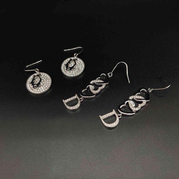 70% off brass letters diamond inlaid personality 2021 new earrings high sense temperament 925 earrings female, Golden
70% off brass letters diamond inlaid personality 2021 new earrings high sense temperament 925 earrings female, Golden