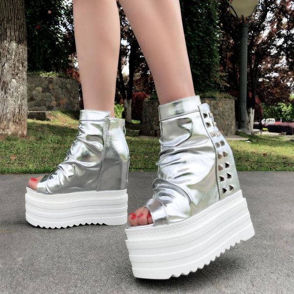 13cm thick-soled spring boots women's sponge cake inner increase shoes fish mouth rivet sandals slippers, Black
13cm thick-soled spring boots women's sponge cake inner increase shoes fish mouth rivet sandals slippers, Black