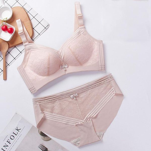 bras sets lace trimming women gathered bra back closure push up cotton wire ladies underwear lingerie set, Red;black
bras sets lace trimming women gathered bra back closure push up cotton wire ladies underwear lingerie set, Red;black