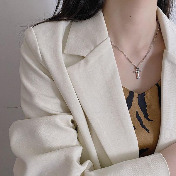 chains fmily minimalist 925 sterling silver personality cross necklace retro fashion hip hop punk clavicle chain for girlfriend gift
chains fmily minimalist 925 sterling silver personality cross necklace retro fashion hip hop punk clavicle chain for girlfriend gift