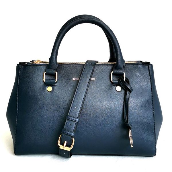 evening bags same as original design large capacity women's shoulder cross body satchels big ladies business travel handbags charm tote
evening bags same as original design large capacity women's shoulder cross body satchels big ladies business travel handbags charm tote