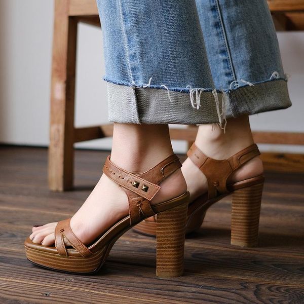 sandals black brown rivet decor thick solewoman summer shoes lady simple concise solid retro woman open toe sandal
sandals black brown rivet decor thick solewoman summer shoes lady simple concise solid retro woman open toe sandal