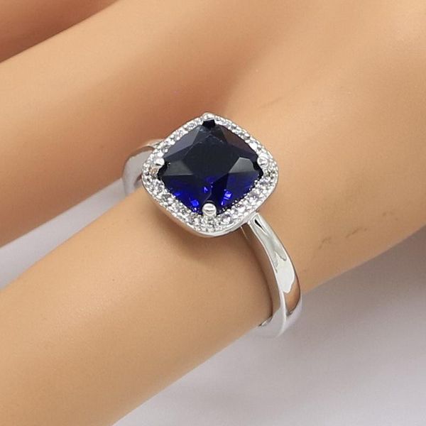 geometric blue black zircon silver color ring for women wedding party jewelry birthday gift cluster rings, Golden;silver
geometric blue black zircon silver color ring for women wedding party jewelry birthday gift cluster rings, Golden;silver