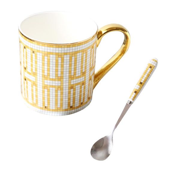 porcelain coffee mugs with spoon mozaic pattern golden handle bone china coffeeware water bottles teaware ceramic drinkware
porcelain coffee mugs with spoon mozaic pattern golden handle bone china coffeeware water bottles teaware ceramic drinkware