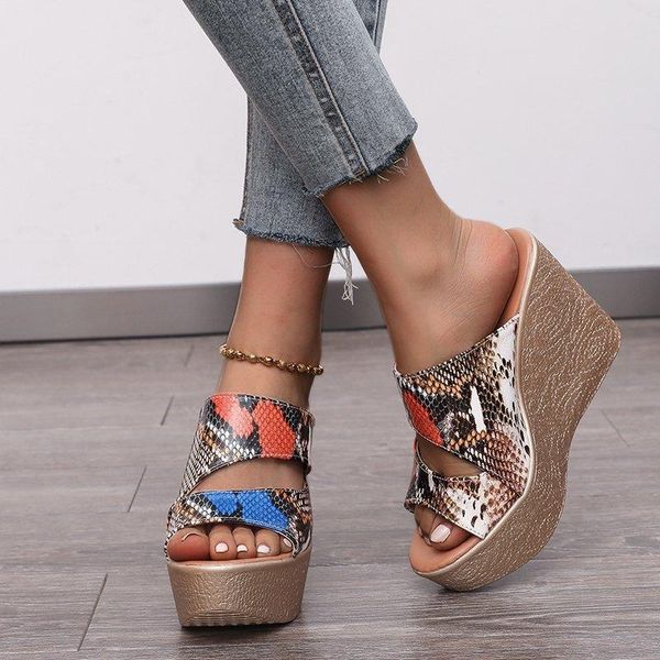 slippers female shoes on a wedge womens outdoor platform low peep toe slides heeled mules rubber flip flops 2021 summer high, Black
slippers female shoes on a wedge womens outdoor platform low peep toe slides heeled mules rubber flip flops 2021 summer high, Black