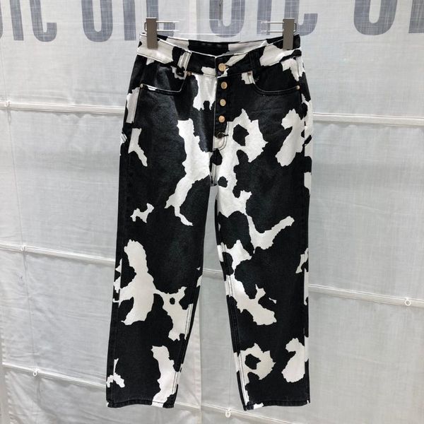 ladies 2021 fashion loose casual black and white contrast straight jeans 0106 women's, Blue
ladies 2021 fashion loose casual black and white contrast straight jeans 0106 women's, Blue