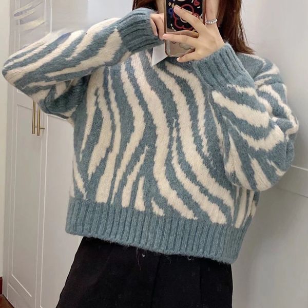 causal animal stripes long sleeve women short sweater oversize o-neck autumn jumper 2021 fashion female blue pullovers, White;black
causal animal stripes long sleeve women short sweater oversize o-neck autumn jumper 2021 fashion female blue pullovers, White;black