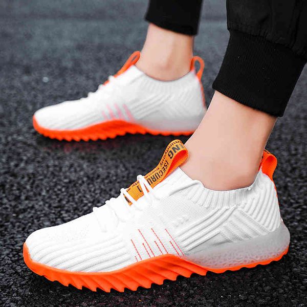 2020 fashionable breathable men's sports running shoes casual flying woven tide shoes wear-resistant jogging shoesf6 black white
2020 fashionable breathable men's sports running shoes casual flying woven tide shoes wear-resistant jogging shoesf6 black white