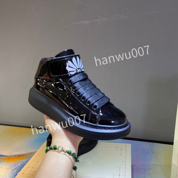 2021 fashion chunky boots white lace up ankle for women autumn round toe combat black platform ladies shoes yn200715
2021 fashion chunky boots white lace up ankle for women autumn round toe combat black platform ladies shoes yn200715