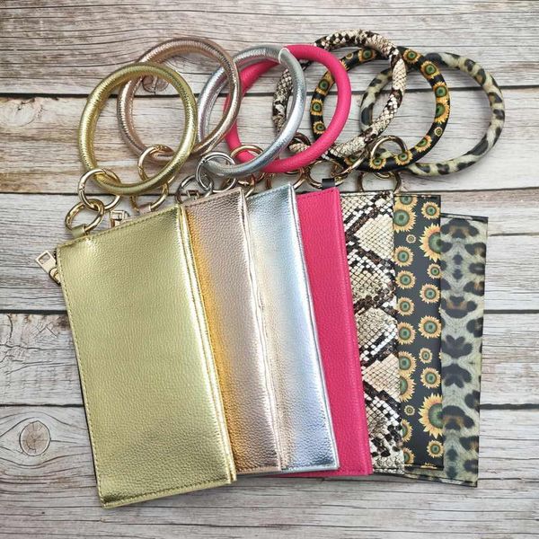 keychains round pu leather bangle hang change purse phone bag clutch wristlet keychain bracelets for women girls christmas jewelry gifts, Silver
keychains round pu leather bangle hang change purse phone bag clutch wristlet keychain bracelets for women girls christmas jewelry gifts, Silver